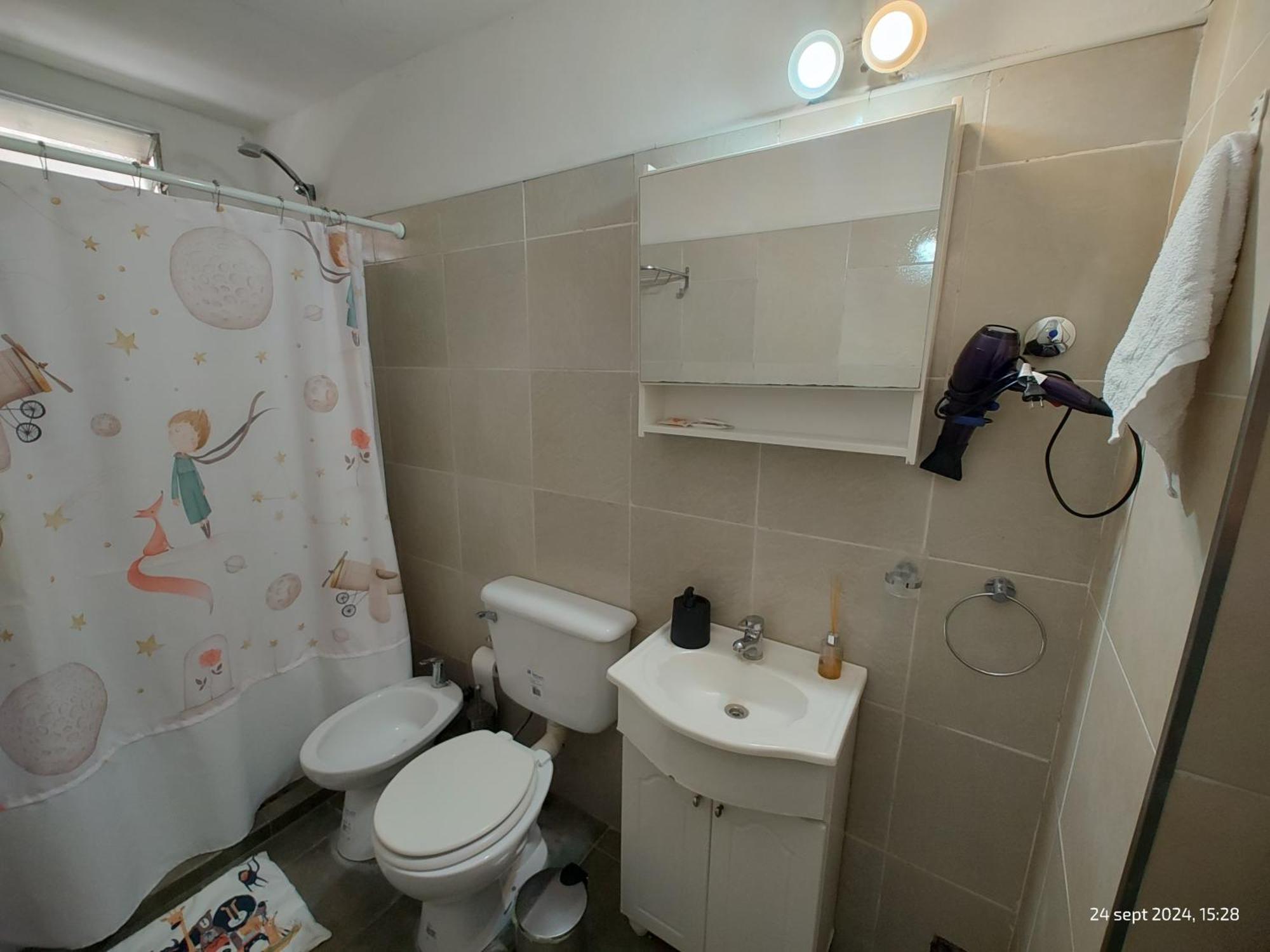 Departamento En Planta Baja, Centrico, Cochera Cubierta Sarmiento265apart D6 *